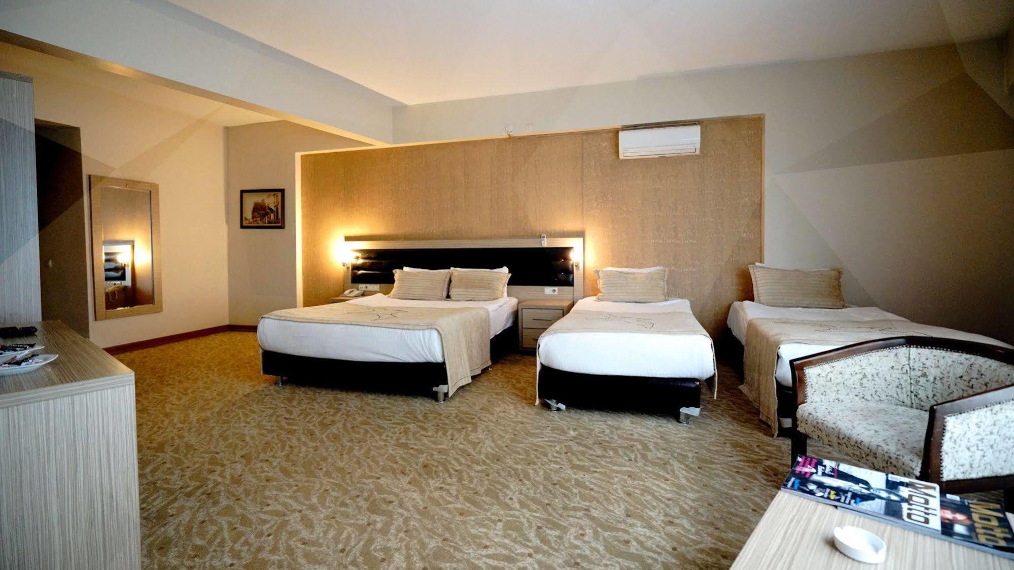 Es Albatros Hotel إسكيشير المظهر الخارجي الصورة