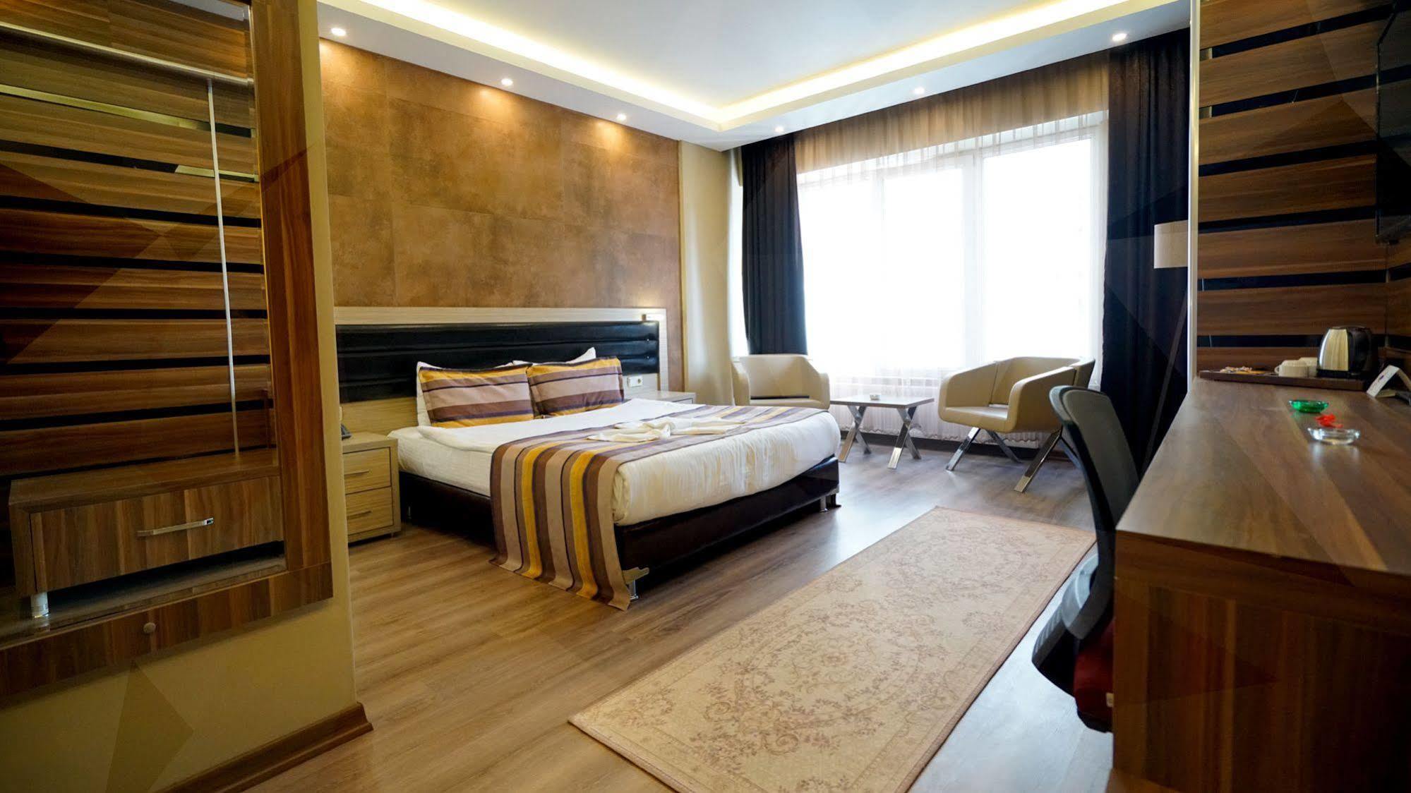 Es Albatros Hotel إسكيشير المظهر الخارجي الصورة