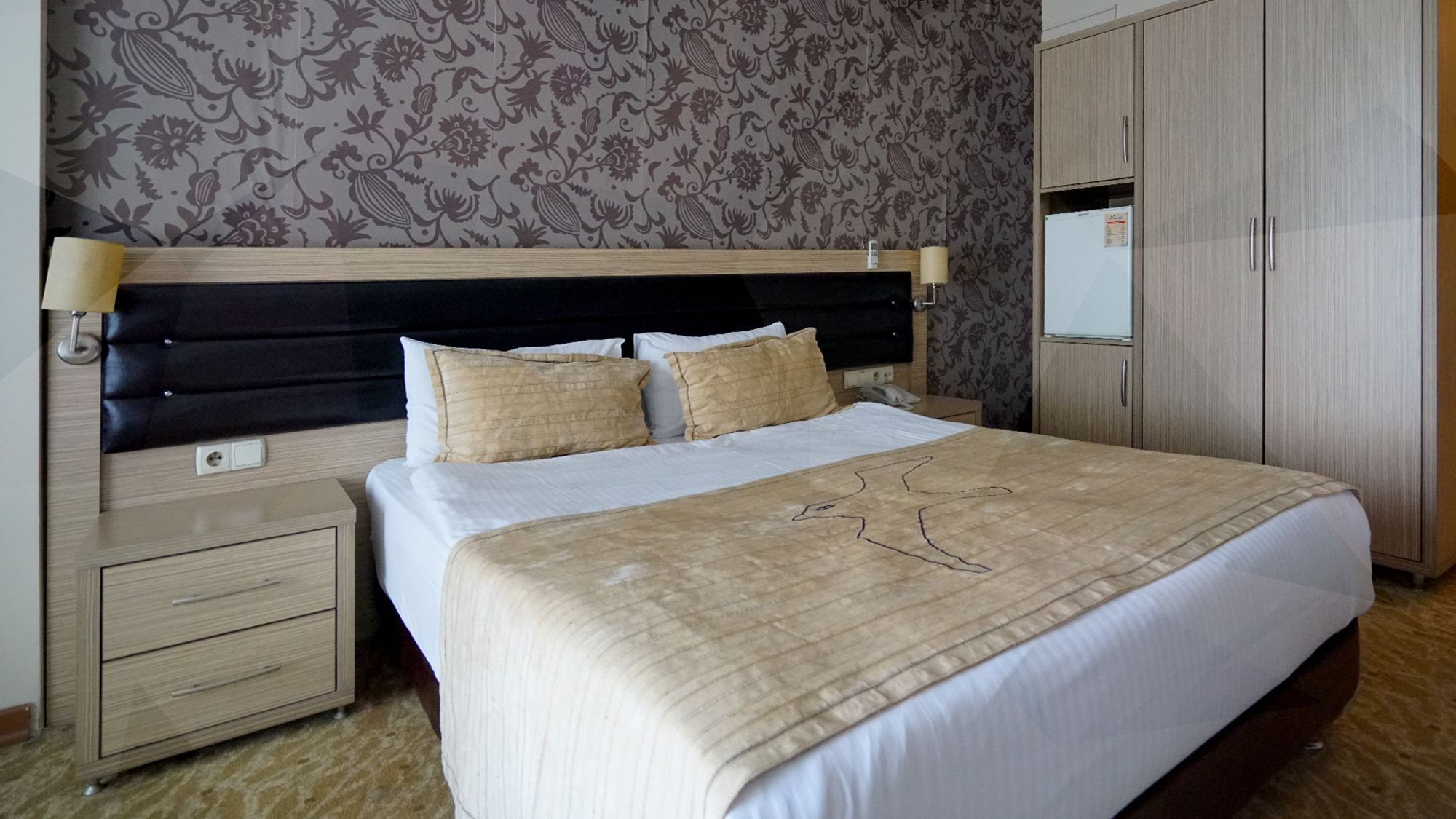 Es Albatros Hotel إسكيشير المظهر الخارجي الصورة