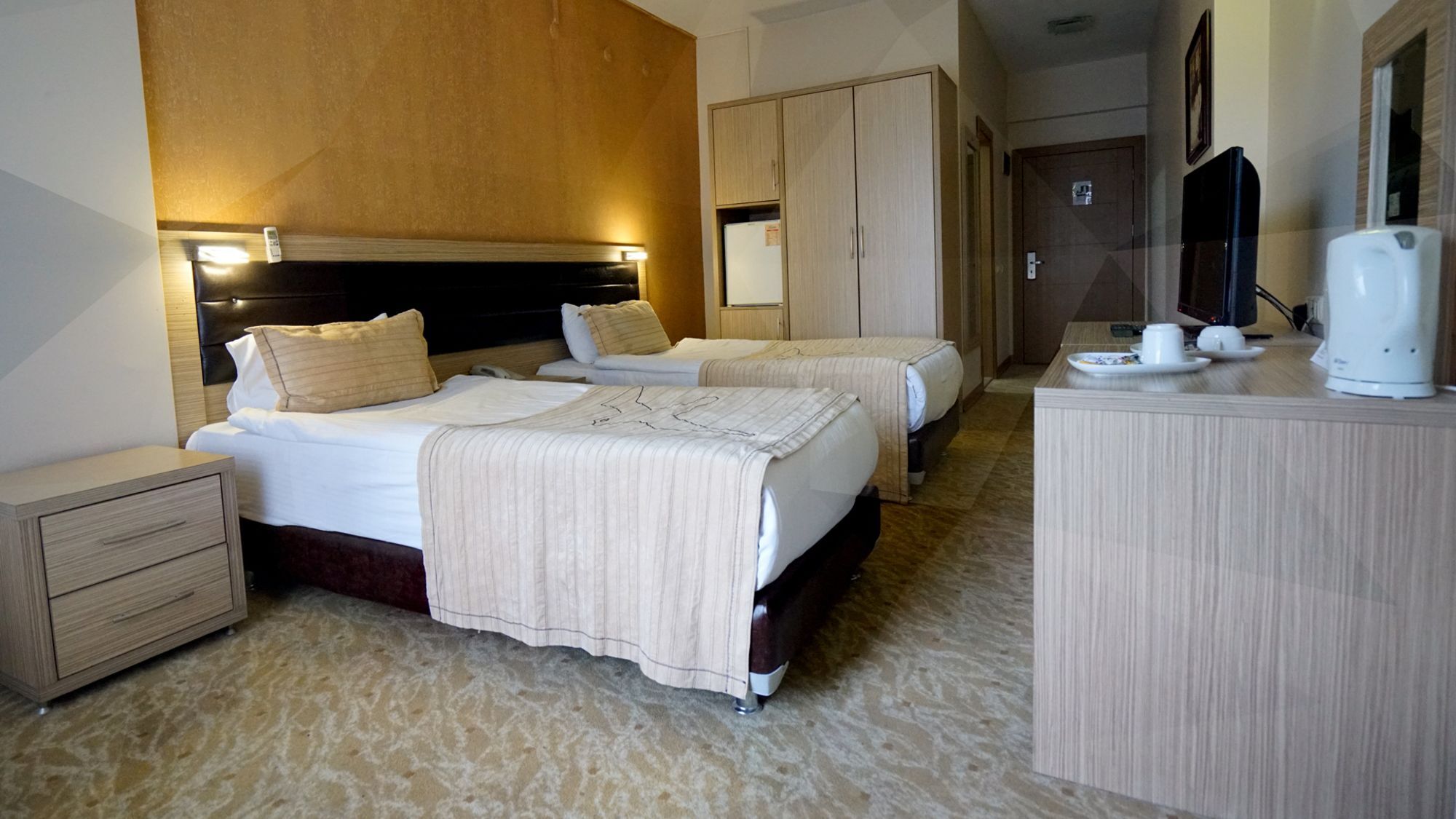 Es Albatros Hotel إسكيشير المظهر الخارجي الصورة